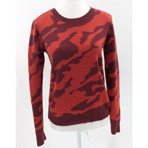 Cabi Sakura Red Camo Soft Crewneck Casual Pullover Sweater Size Medium